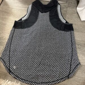 Lululemon Athletica Black and White Tank Top